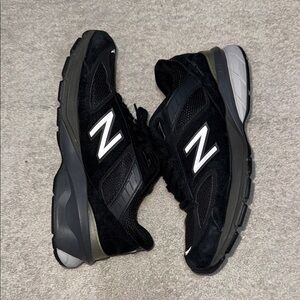 New Balance 990v5 Women’s Size 9 Black Gray | Made in USA | Running Shoes